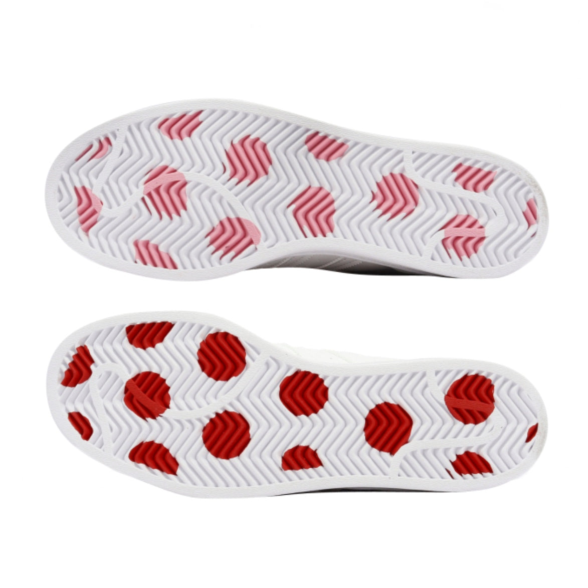 Adidas Superstar “Hello Kitty”