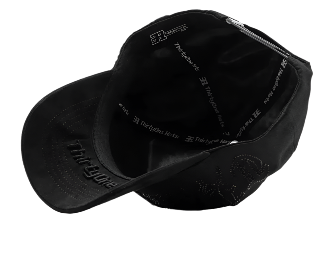 31 HATS “CRYSTAL BLACK”