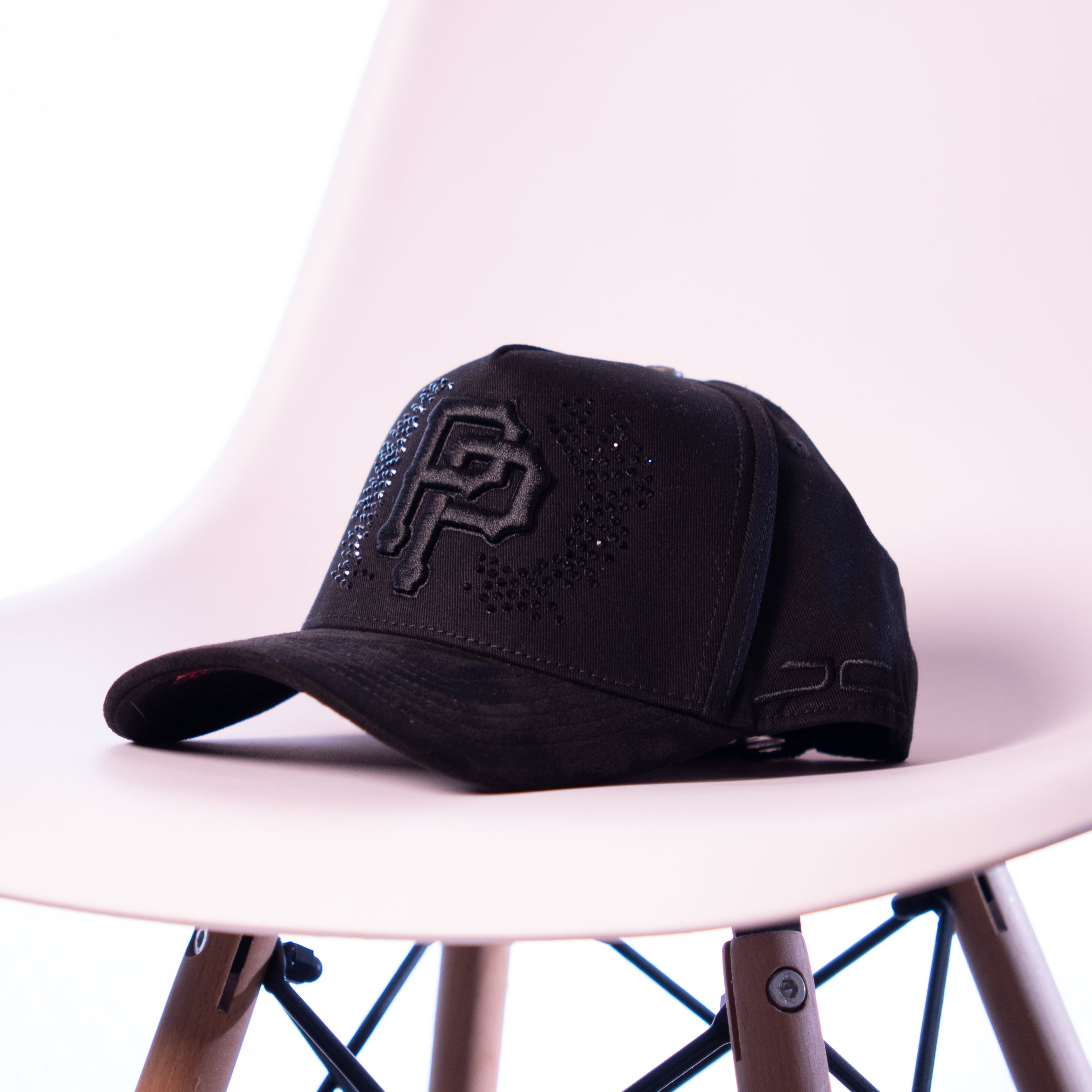 JC HATS X TITO PP (ROSONES)