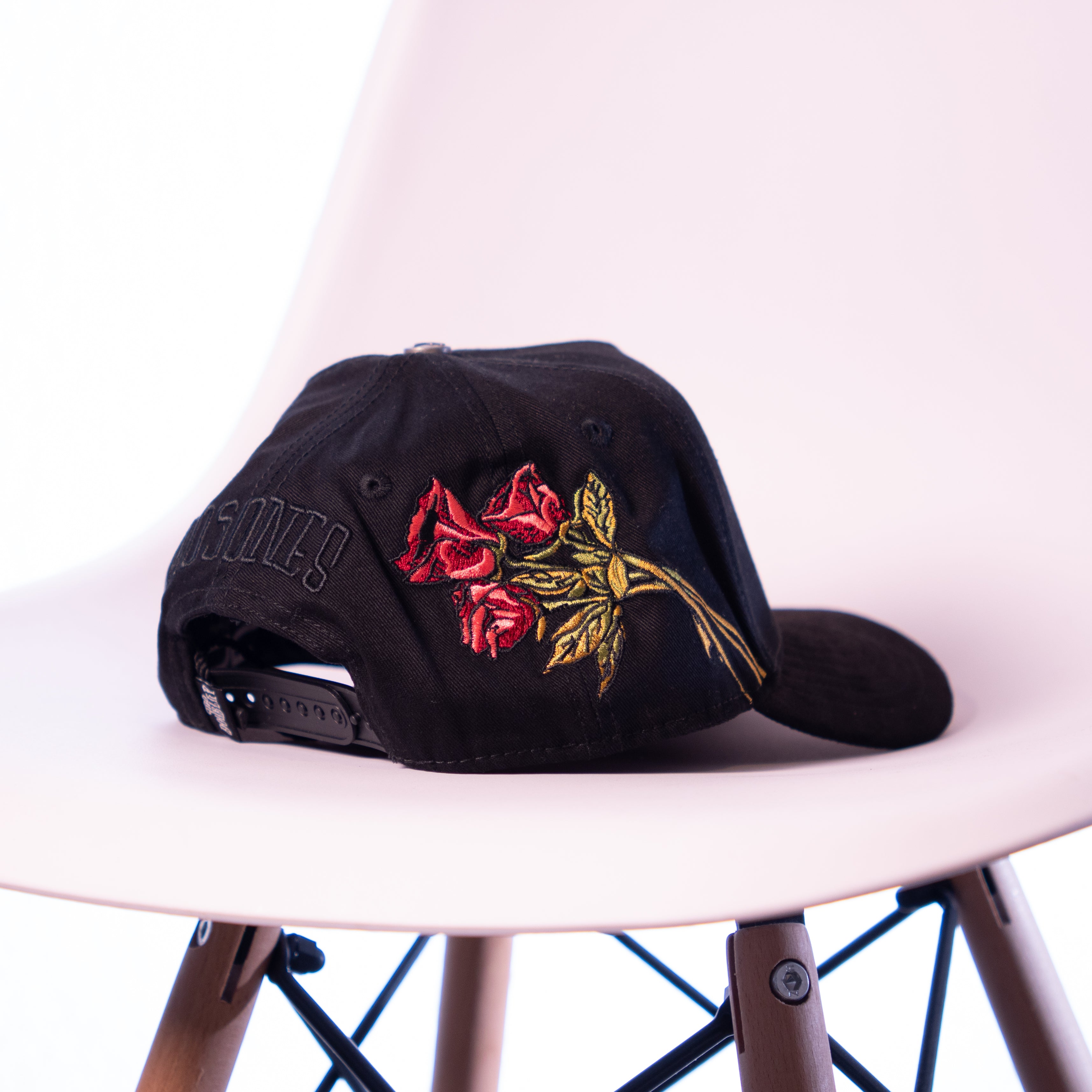 JC HATS X TITO PP (ROSONES)