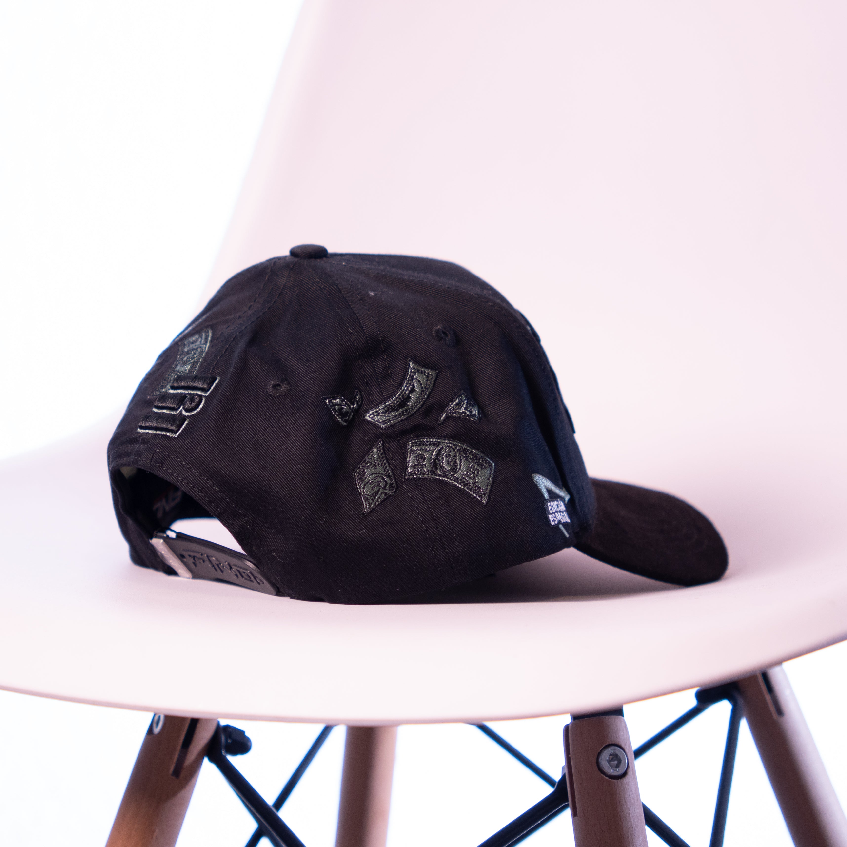 FINO X MARCA REGISTRADA “DÉJENME HACER DINERO”