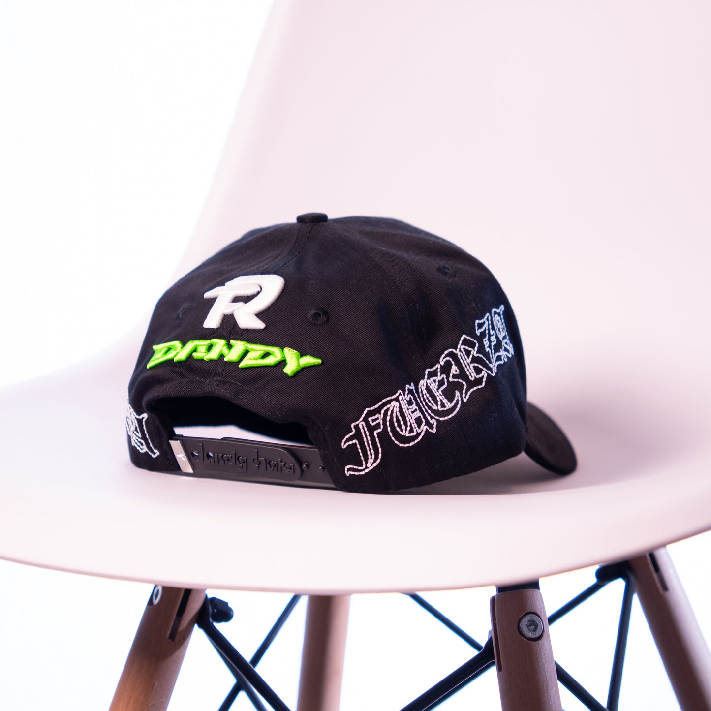 DANDY HATS X FUERZA REGIDA “P.N.T.E.”