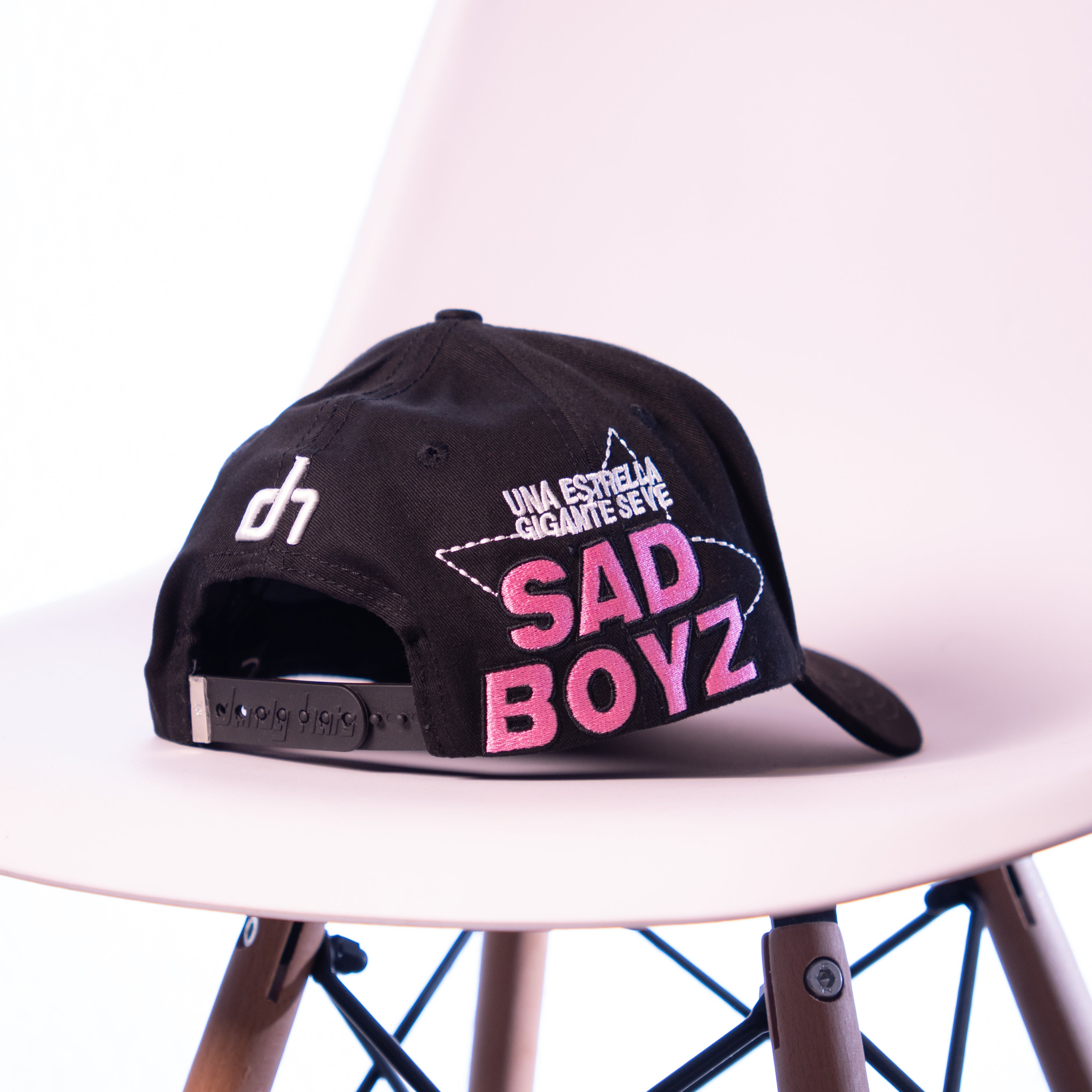 DANDY HATS X JUNIOR H "CLAVE ALI"