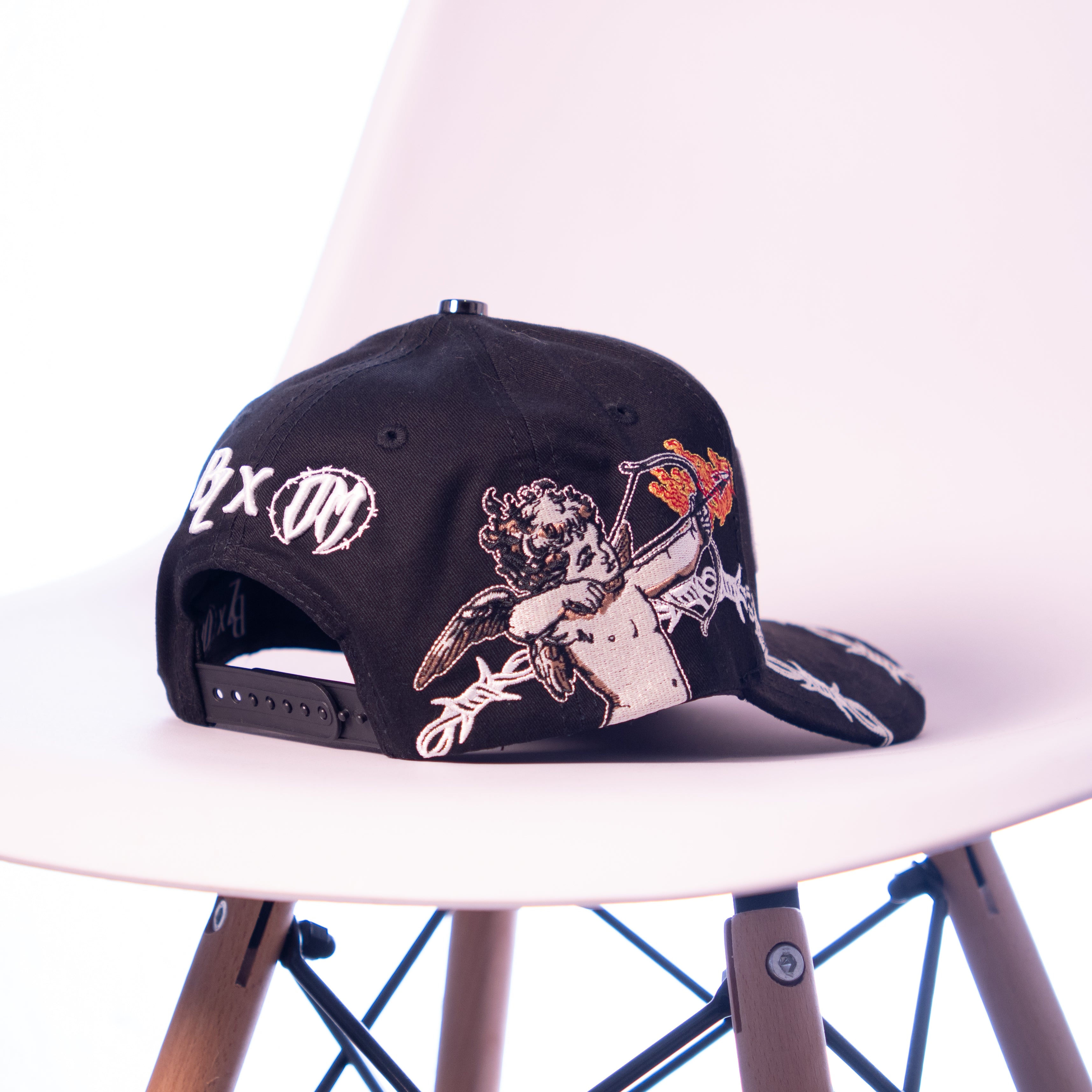 BAEZ X OSCAR MAYDÓN "QUIEN ME CUIDA NO DUERME"