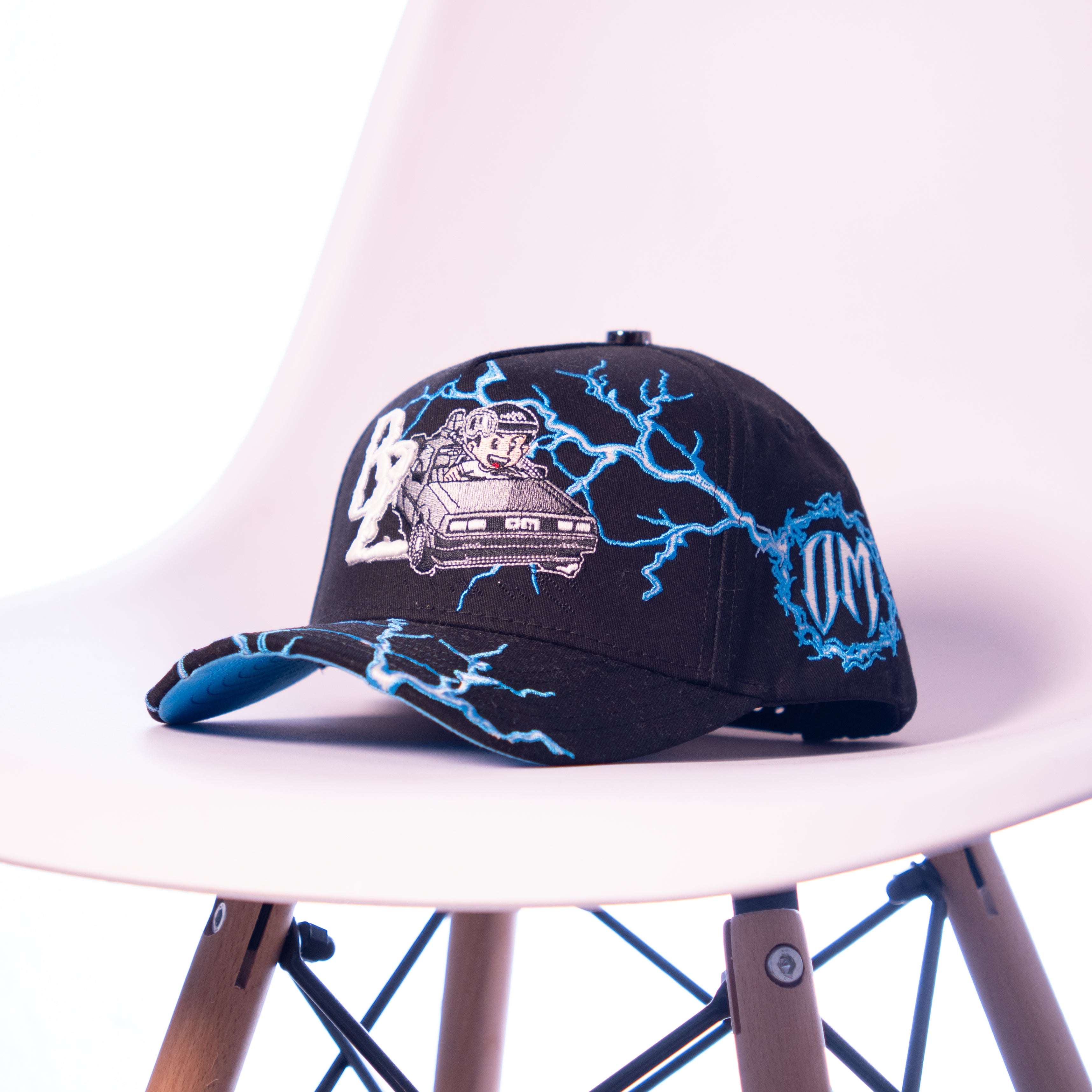 BÁEZ X OSCAR MAYDON “VOLVER AL FUTURO”