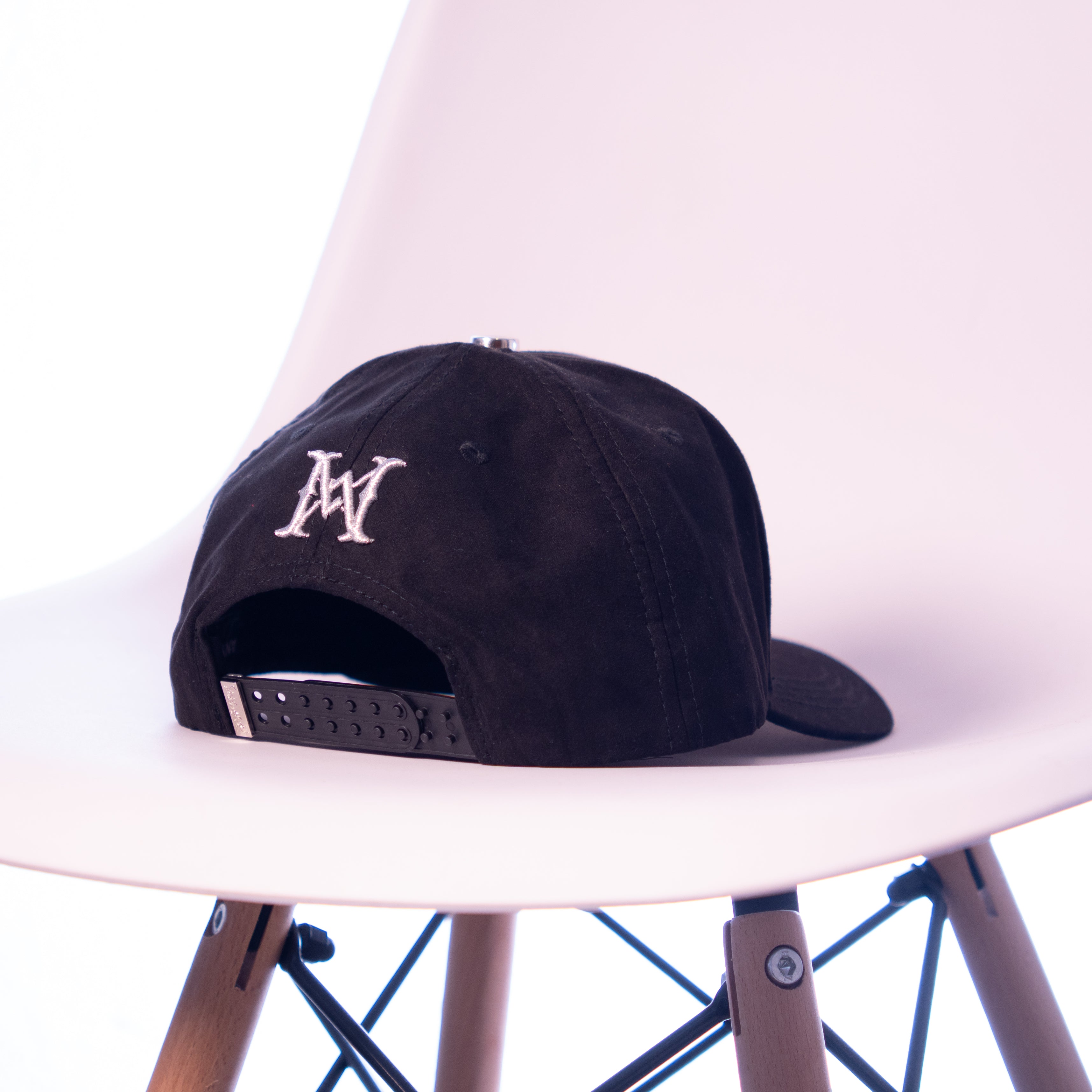 ANYMORE “COLOR WHITE”