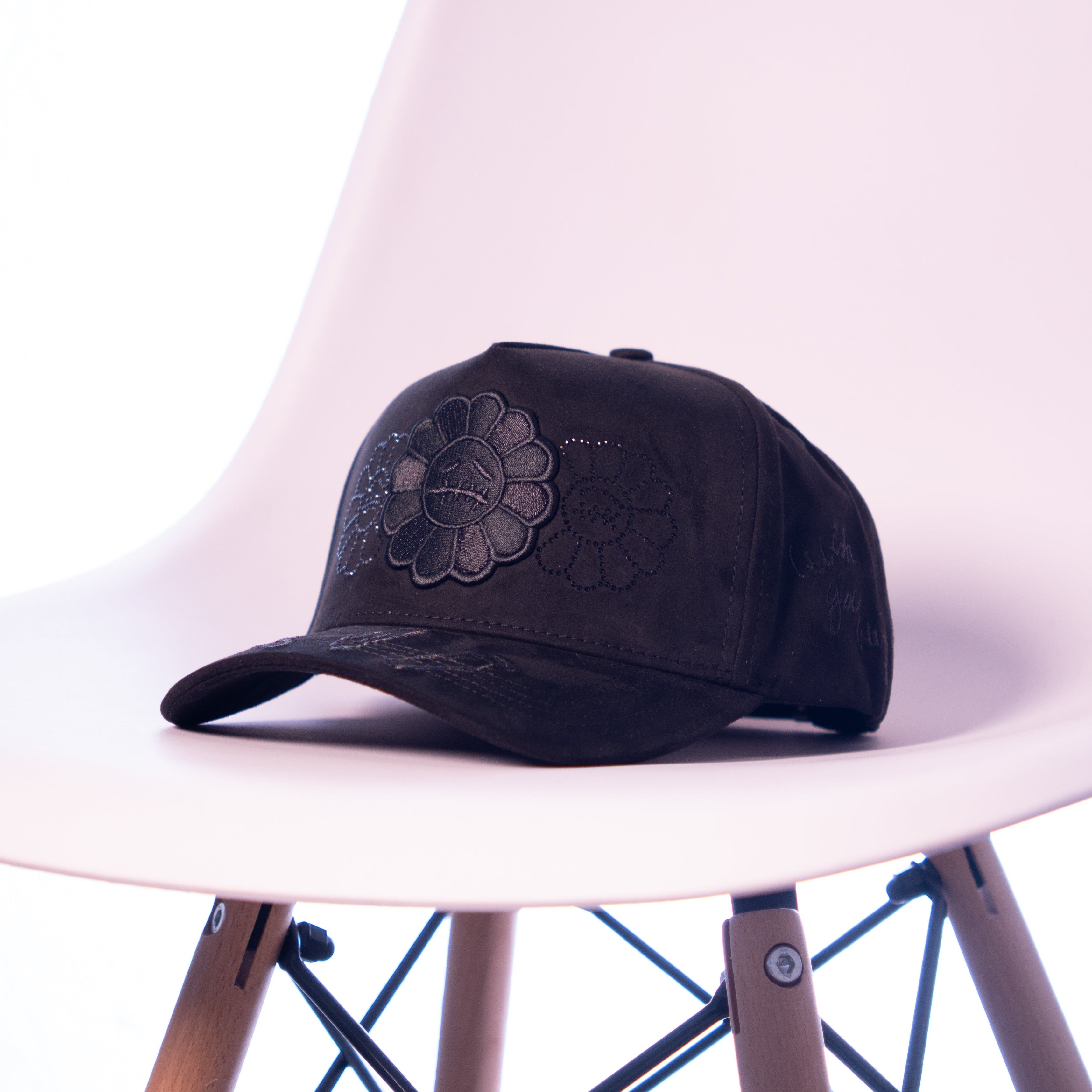 INNEDIT “MURATRAVIS CRYSTAL BLACK”