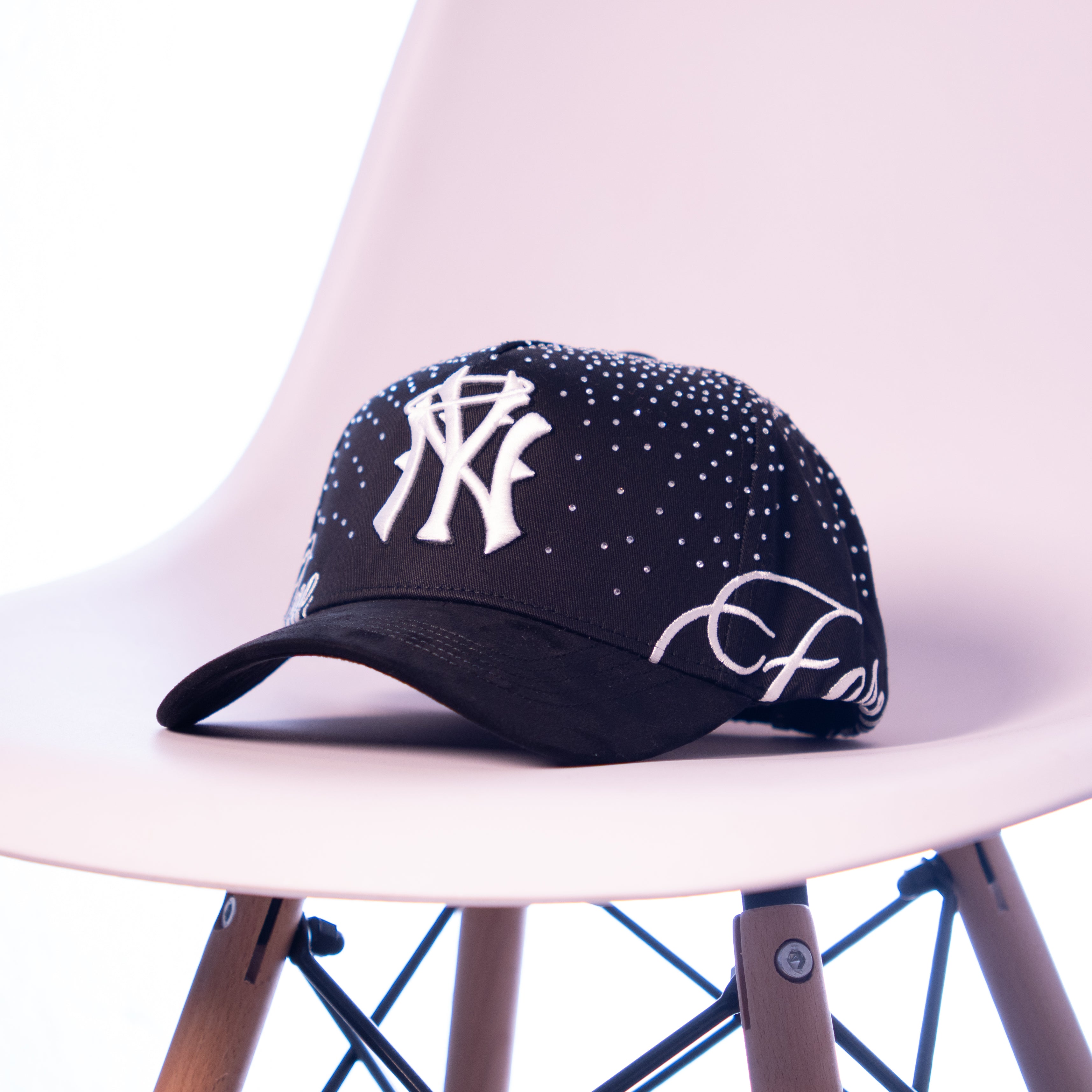 31 HATS “FOREVER”