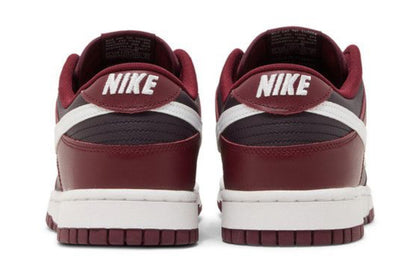 Dunk Low “Beetroot”