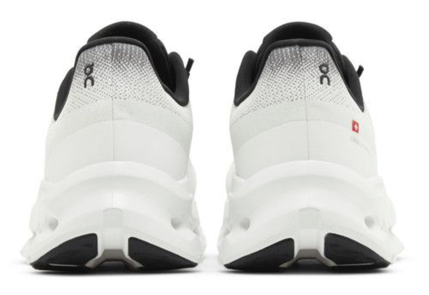 On Cloudtilt “Black Ivory”