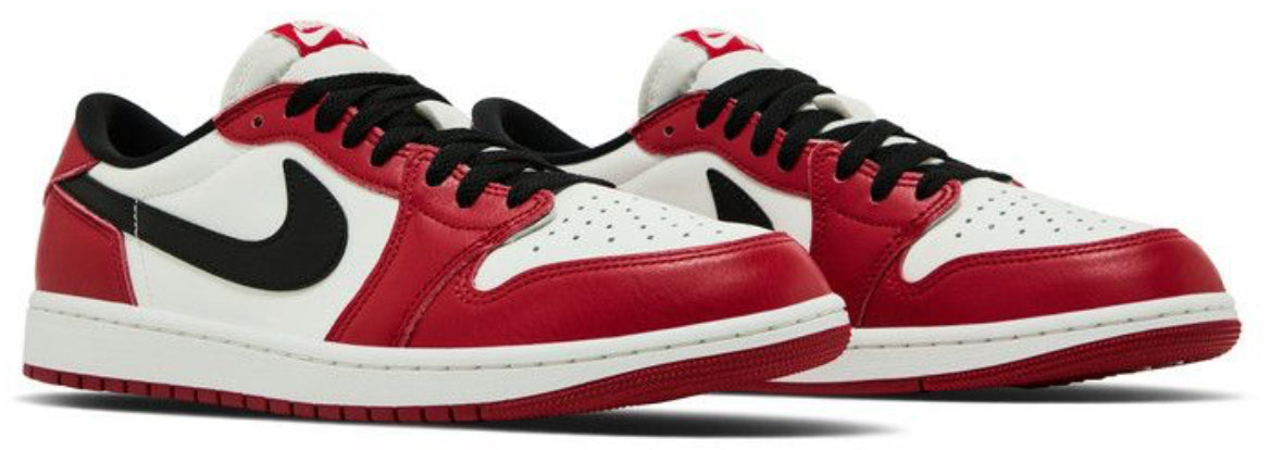 Jordan 1 Low “Chicago”