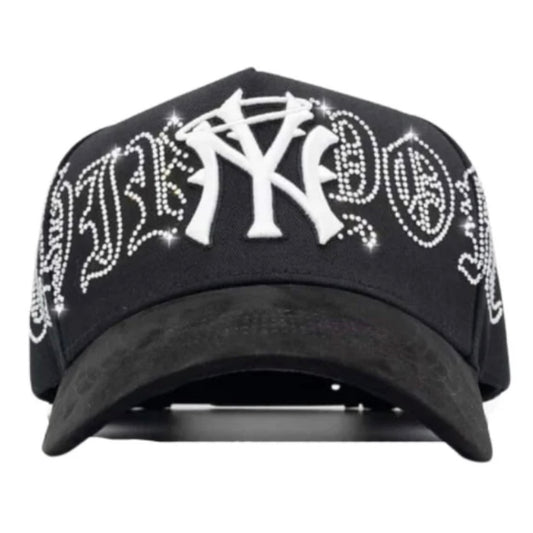 31 HATS “CRYSTAL WHITE”
