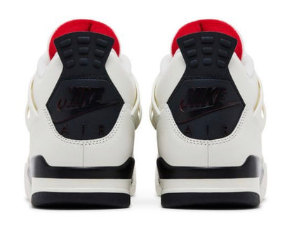 Jordan 4 “Flight Club”
